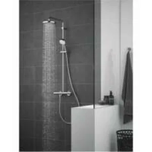Ручной душ GROHE New Tempesta Cosmopolitan, 2 режима, хром (27571002) Ручной душ GROHE New Tempesta Cosmopolitan, 2 режима, хром (27571002)