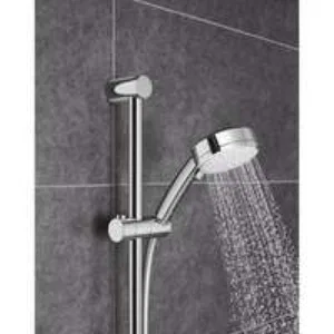 Душевой гарнитур GROHE Tempesta Cosmopolitan 100, 4 режима струи, душевая штанга 600 мм, 9,5 л/мин, хром (27580002) Душевой гарнитур GROHE Tempesta Cosmopolitan 100, 4 режима струи, душевая штанга 600 мм, 9,5 л/мин, хром (27580002)
