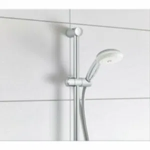 Ручной душ GROHE Tempesta 100, 4 режима, хром/белый (28421002) Ручной душ GROHE Tempesta 100, 4 режима, хром/белый (28421002)