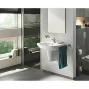 Набор аксессуаров GROHE Essentials New 4 в 1, хром (40846001) Набор аксессуаров GROHE Essentials New 4 в 1, хром (40846001)