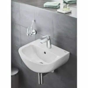 Мини-раковина GROHE Bau Ceramic 45 см, альпин-белый (39424000) Мини-раковина GROHE Bau Ceramic 45 см, альпин-белый (39424000)