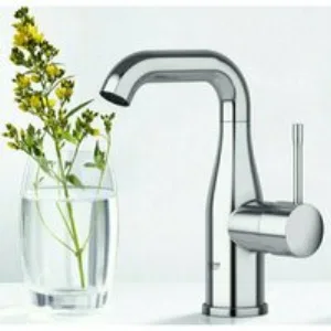 Смеситель для раковины GROHE Essence с донным клапаном, M-size, хром (23798001) Смеситель для раковины GROHE Essence с донным клапаном, M-size, хром (23798001)