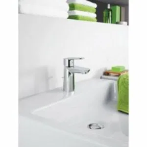 Смеситель для раковины GROHE BauEdge, хром (23328000) Смеситель для раковины GROHE BauEdge, хром (23328000)