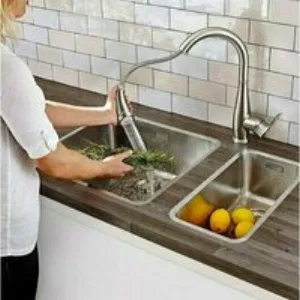 Смеситель для кухни GROHE Parkfield с вытяжным изливом, суперсталь (30215DC1) Смеситель для кухни GROHE Parkfield с вытяжным изливом, суперсталь (30215DC1)