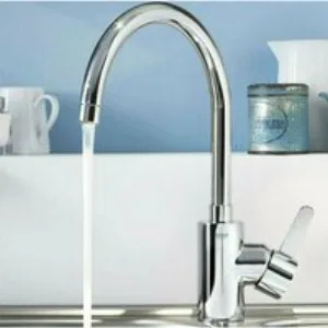 Смеситель для кухни GROHE Eurosmart Cosmopolitan, хром (32843002) Смеситель для кухни GROHE Eurosmart Cosmopolitan, хром (32843002)