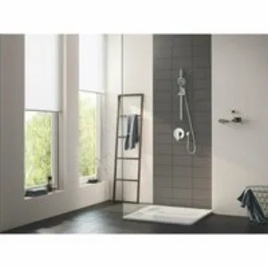 Внешняя часть смесителя для душа GROHE Lineare, хром (24063001) Внешняя часть смесителя для душа GROHE Lineare, хром (24063001)