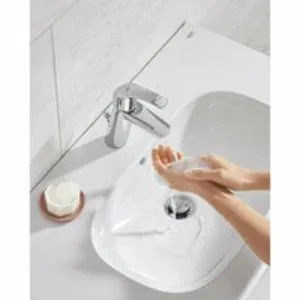 Раковина GROHE Euro Ceramic, накладная на столешницу 80 см,альпин-белый (3958400H) Раковина GROHE Euro Ceramic, накладная на столешницу 80 см,альпин-белый (3958400H)