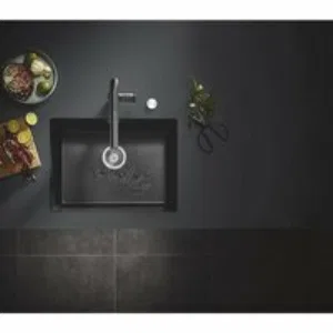 Мойка GROHE K700U с одной чашей, 610 x 460 мм, черный гранит (31655AP0) Мойка GROHE K700U с одной чашей, 610 x 460 мм, черный гранит (31655AP0)