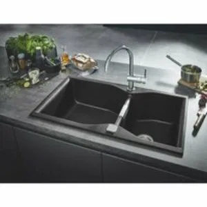 Мойка GROHE K700 с двумя чашами, 900 x 500 мм, черный гранит (31658AP0) Мойка GROHE K700 с двумя чашами, 900 x 500 мм, черный гранит (31658AP0)
