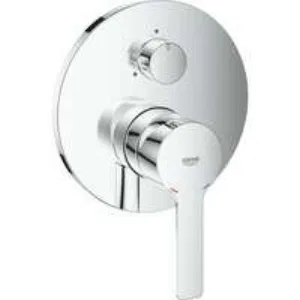 Внешняя часть смесителя для ванны GROHE Lineare с переключателем на 3 положения, хром (24095001) Внешняя часть смесителя для ванны GROHE Lineare с переключателем на 3 положения, хром (24095001)