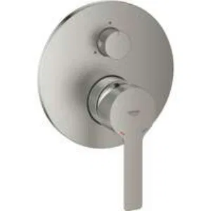 Внешняя часть смесителя для ванны GROHE Lineare с переключателем на 3 положения, суперсталь (24095DC1) Внешняя часть смесителя для ванны GROHE Lineare с переключателем на 3 положения, суперсталь (24095DC1)