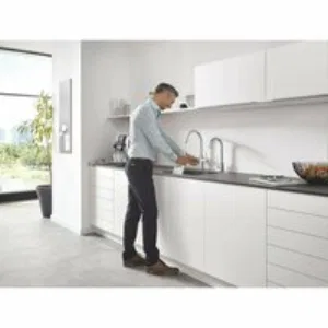 Смеситель для кухонной мойки GROHE Blue Professional с системой фильтрации, охлаждения и газирования воды, хром (31607002) Смеситель для кухонной мойки GROHE Blue Professional с системой фильтрации, охлаждения и газирования воды, хром (31607002)