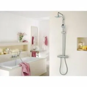 Душевая система GROHE Tempesta Cosmopolitan 160 с термостатом для душа, хром (27922000) Душевая система GROHE Tempesta Cosmopolitan 160 с термостатом для душа, хром (27922000)
