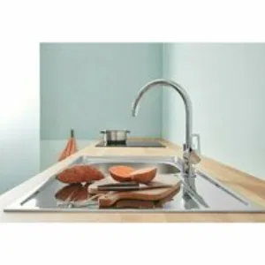 Смеситель для кухни GROHE BauLoop, хром (31368001) Смеситель для кухни GROHE BauLoop, хром (31368001)