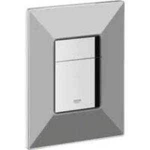 Панель смыва для унитаза GROHE Skate Cosmopolitan Print, 3 режима, хром/черная графика (38859XG0) Панель смыва для унитаза GROHE Skate Cosmopolitan Print, 3 режима, хром/черная графика (38859XG0)