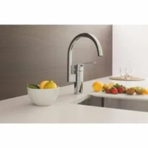 Смеситель для кухни GROHE Eurosmart, хром (33202003) Смеситель для кухни GROHE Eurosmart, хром (33202003)