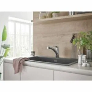 Смеситель для кухонной мойки GROHE Eurosmart с вытяжным душем, хром (30305001) Смеситель для кухонной мойки GROHE Eurosmart с вытяжным душем, хром (30305001)