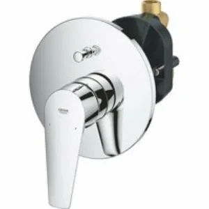 Смеситель для ванны GROHE BauEdge в комплекте с монтажной частью, хром (29079001) Смеситель для ванны GROHE BauEdge в комплекте с монтажной частью, хром (29079001)