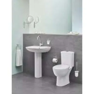 Унитаз GROHE Bau Ceramic напольный, альпин-белый (39495000) Унитаз GROHE Bau Ceramic напольный, альпин-белый (39495000)