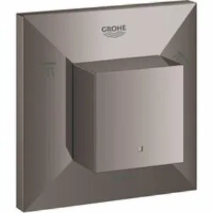 Внешняя часть переключателя потоков GROHE Allure Brilliant на 3 положения, темный графит глянец (19798A00) Внешняя часть переключателя потоков GROHE Allure Brilliant на 3 положения, темный графит глянец (19798A00)