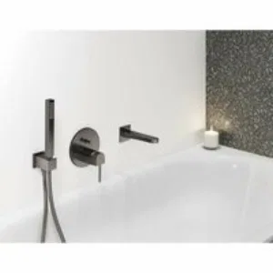 Внешняя часть смесителя для ванны GROHE Plus, темный графит матовый (24060AL3) Внешняя часть смесителя для ванны GROHE Plus, темный графит матовый (24060AL3)