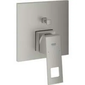 Внешняя часть смесителя для ванны GROHE Eurocube с переключателем на 2 положения, суперсталь (24062DC0) Внешняя часть смесителя для ванны GROHE Eurocube с переключателем на 2 положения, суперсталь (24062DC0)