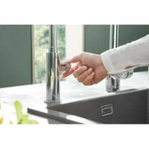 Кран для кухонной мойки GROHE Blue Pure Mono с функцией фильтрации, с фильтром в комплекте, хром (30388000) Кран для кухонной мойки GROHE Blue Pure Mono с функцией фильтрации, с фильтром в комплекте, хром (30388000)