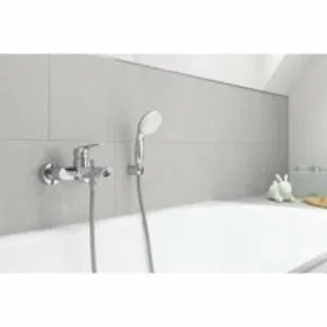 Смеситель для ванны GROHE Eurosmart, хром (33302003) Смеситель для ванны GROHE Eurosmart, хром (33302003)