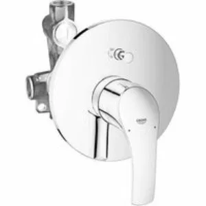 Смеситель для ванны GROHE Eurosmart в комплекте с монтажной частью, хром (33305002) Смеситель для ванны GROHE Eurosmart в комплекте с монтажной частью, хром (33305002)