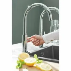 Кран для кухонной мойки GROHE Blue Pure Mono с функцией фильтрации, с фильтром в комплекте, хром (30387000) Кран для кухонной мойки GROHE Blue Pure Mono с функцией фильтрации, с фильтром в комплекте, хром (30387000)