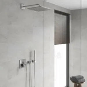 Душевая система GROHE Eurocube со смесителем для душа, хром (25238000) Душевая система GROHE Eurocube со смесителем для душа, хром (25238000)