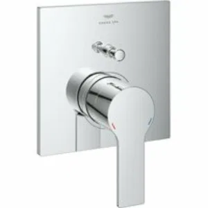 Внешняя часть смесителя для ванны GROHE Allure скрытого монтажа на 2 потребителя, квадратная, хром (19315001) Внешняя часть смесителя для ванны GROHE Allure скрытого монтажа на 2 потребителя, квадратная, хром (19315001)