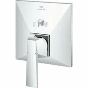 Внешняя часть смесителя для ванны GROHE Allure Brilliant скрытого монтажа на 2 потребителя, квадратная, хром (24279000) Внешняя часть смесителя для ванны GROHE Allure Brilliant скрытого монтажа на 2 потребителя, квадратная, хром (24279000)