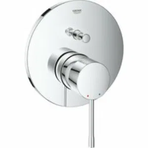 Внешняя часть смесителя для ванны GROHE Essence на 2 потребителя, хром (24167001) Внешняя часть смесителя для ванны GROHE Essence на 2 потребителя, хром (24167001)