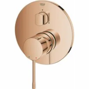 Внешняя часть смесителя для ванны GROHE Essence на 3 потребителя, теплый закат глянец (24169DA1) Внешняя часть смесителя для ванны GROHE Essence на 3 потребителя, теплый закат глянец (24169DA1)