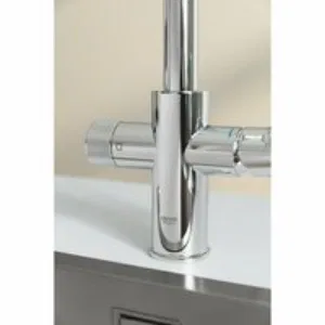 Смеситель для кухонной мойки GROHE Blue Pure Minta с функцией фильтрации, без фильтра в комплекте, хром (30590000) Смеситель для кухонной мойки GROHE Blue Pure Minta с функцией фильтрации, без фильтра в комплекте, хром (30590000)