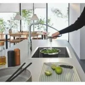 Смеситель для кухни GROHE Essence, хром (31892000) Смеситель для кухни GROHE Essence, хром (31892000)