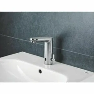 Смеситель для раковины GROHE Eurosmart Cosmopolitan E инфракрасный, L-size, хром (36421001) Смеситель для раковины GROHE Eurosmart Cosmopolitan E инфракрасный, L-size, хром (36421001)