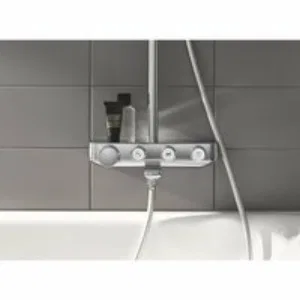 Душевая система с термостатом для ванны, GROHE Euphoria SmartControl System 260, хром, (26510000/U) (УЦЕНКА - Царапины на корпусе) Душевая система с термостатом для ванны, GROHE Euphoria SmartControl System 260, хром, (26510000/U) (УЦЕНКА - Царапины на корпусе)