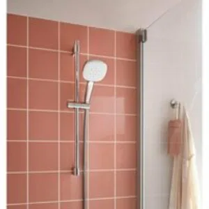 Душевой гарнитур GROHE Tempesta Cube 110 с мыльницей, 3 режима струи, душевая штанга 600 мм, 7,4 л/мин, хром (27576003) Душевой гарнитур GROHE Tempesta Cube 110 с мыльницей, 3 режима струи, душевая штанга 600 мм, 7,4 л/мин, хром (27576003)
