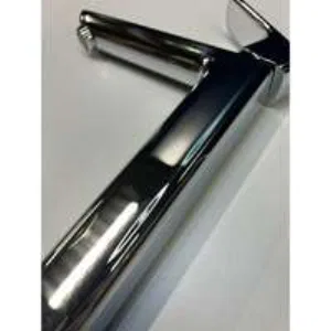 Смеситель для раковины GROHE Cubeo, XL-size, хром (1017290000/U), уцененный товар Смеситель для раковины GROHE Cubeo, XL-size, хром (1017290000/U), уцененный товар