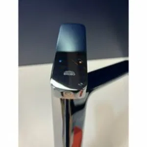 Смеситель для раковины GROHE Cubeo, XL-size, хром (1017290000/U), уцененный товар Смеситель для раковины GROHE Cubeo, XL-size, хром (1017290000/U), уцененный товар
