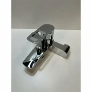 Смеситель для ванны GROHE BauLoop, хром (23602001/U), уценненый товар Смеситель для ванны GROHE BauLoop, хром (23602001/U), уценненый товар