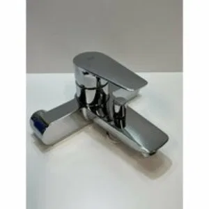 Смеситель для ванны GROHE BauEdge, хром (23604001/U), уценненый товар Смеситель для ванны GROHE BauEdge, хром (23604001/U), уценненый товар