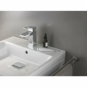 Смеситель для раковины GROHE Eurocube, хром (23127000) Смеситель для раковины GROHE Eurocube, хром (23127000)